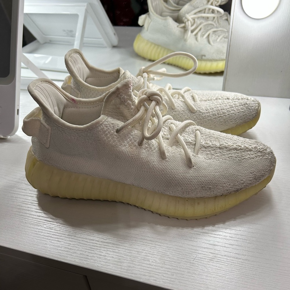 Yeezy Boost Tennis Shoe